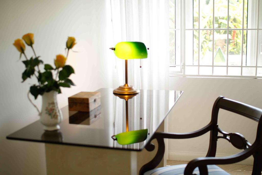 Cattleya Luxury Suites Kingston Pokoj fotografie
