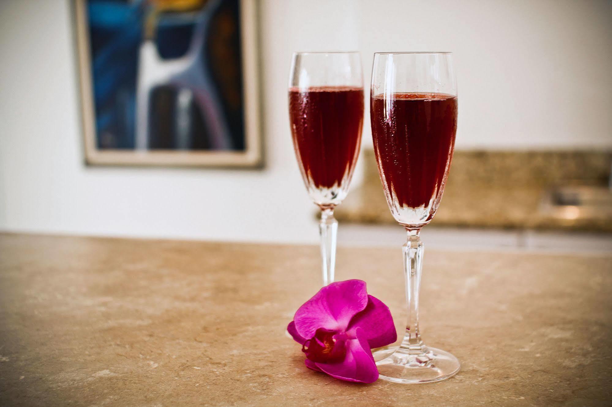 Cattleya Luxury Suites Kingston Exteriér fotografie